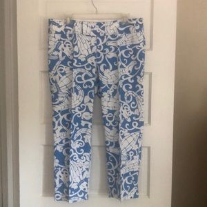 Lilly Pulitzer Blue & White Cropped Printed Pants